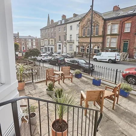 Host & - Normanby Terrace * Whitby