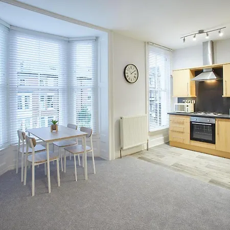 Apartment Host & - Normanby Terrace Whitby