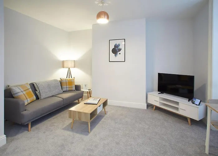 Host & - Normanby Terrace Apartament Whitby