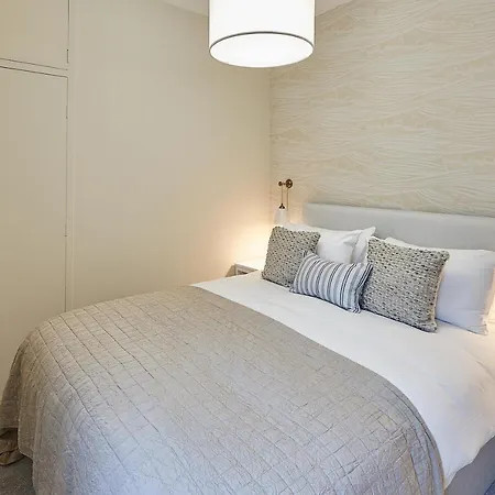 Host & - Normanby Terrace Whitby